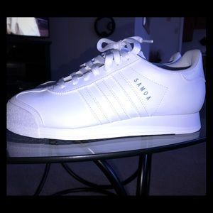 Brand New Never Worn Adidas Samoa Size 9